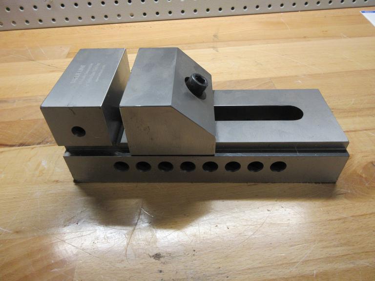 Suburban Tool Value Line 4" Precision Ground Tool Makers Vise