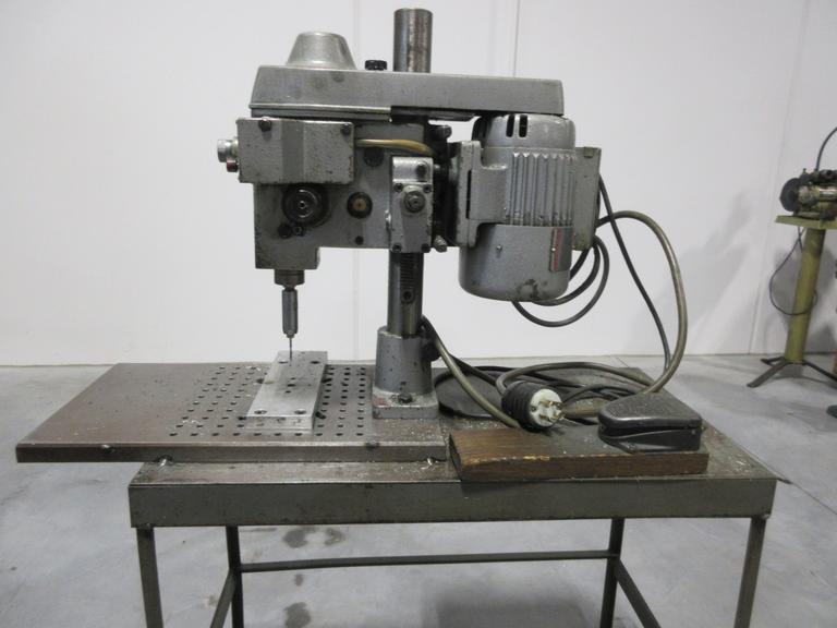 SpeedyCut ST-0 Tapping Machine with 5" Throat W/ Foot Pedal, Mounted On Metal Table