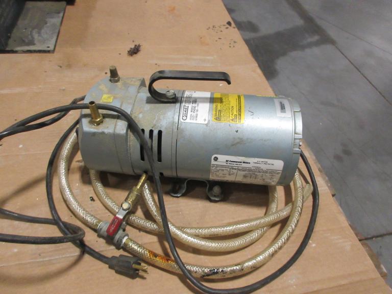 Gast 0523 Rotary Vane Air Compressor