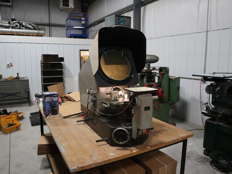 Mitutoyo PH-350A Optical Comparator, 13" Screen, Acu-Rite Qwikcount 2 Axis Digital Readout