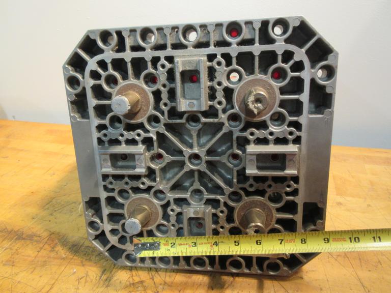 EROWA ER-021401 320mm X 320mm Pallet 2"x2" Non-Threaded Grid Pattern