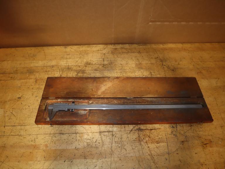 Starrett No. 123 Master Vernier Caliper – 26.5" - In Case