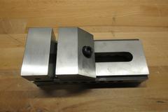 Suburban Tool Value Line 4" Precision Ground Tool Makers Vise