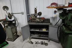 CutterMaster HDT-610 End Mill Sharpener – With Cabinet & Tooling Set