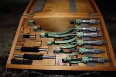 Micrometer Set In-Case 0"-8"