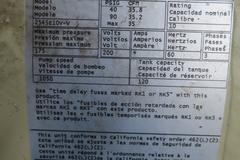 Ingersol Rand 2545E10V-V 2-Stage 10 HP Piston Air Compressor with Horizontal Tank