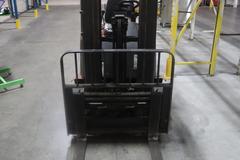 Linde E16-02 48V Electric Forklift 2343 lb Capacity