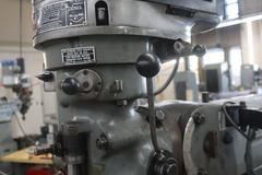 Bridgeport 1J Step Head Vertical Knee Mill, Sony 2-Axis DRO