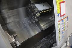 Haas SL-20 CNC Turning Center, 8" Chuck, 10 Station Turret, Tool Presetter, Chip Conveyor, Parts Catcher 