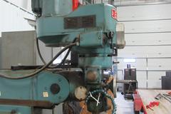 Enco 100-1529 Vertical Knee Mill, 9x42 Table, Power Table Feed, DRO
