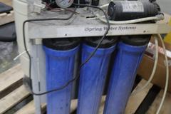 ISpring Water Systems Reverse Osmois Filter Systems, (2) 20 Gallon Tanks and filters