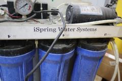 ISpring Water Systems Reverse Osmois Filter Systems, (2) 20 Gallon Tanks and filters