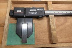 Mitutoyo Electronic Caliper: 1500.00 mm, 60", 0.01 mm, 0.0005" Resolution, Calibrated, Data Output, Carbon Fiber Reinforced Plastic, Model CFC-P60" 552-315, In Wood Case