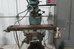 Enco 100-1529 Vertical Knee Mill, 9x42 Table, Power Table Feed, DRO