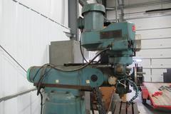 Enco 100-1529 Vertical Knee Mill, 9x42 Table, Power Table Feed, DRO