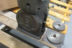 Ellis Double Swivel Dividing Head w/ 8" 3-Jaw Chuck & Dividing Plates