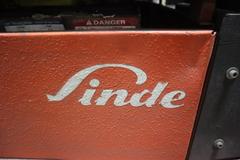 Linde E16-02 48V Electric Forklift 2343 lb Capacity