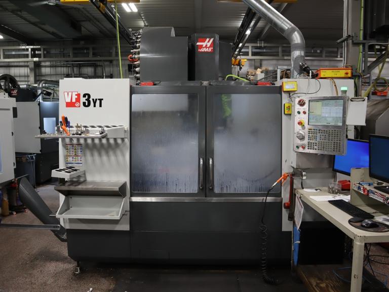 Haas VF-3YT CNC Vertical Machining Center, 40"x26"x25", CT40, 8,100 RPM, 2-Speed Gearbox, 40 Station ATC,  Probing, Thru Spindle Coolant