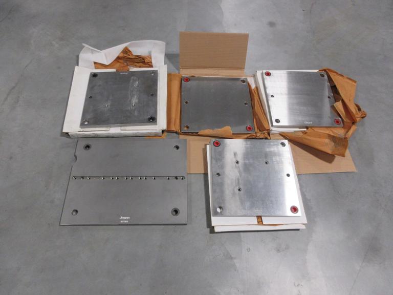 Jergins 14"x14"x3/4" (3) Fixture Plates With Jergins Ball-lock 20"x16"x3/4" (1)