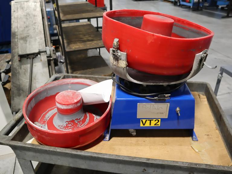Bel-Air Finishing FM 2010 Vibratory Bowl with Flow Through