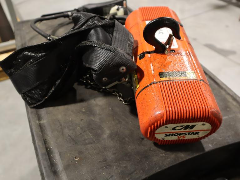 CM Shop Star VS Electric Chain Hoist 1,000lbs Max