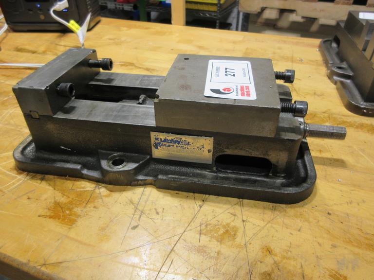 Kurt A50 5" Machine Vise 