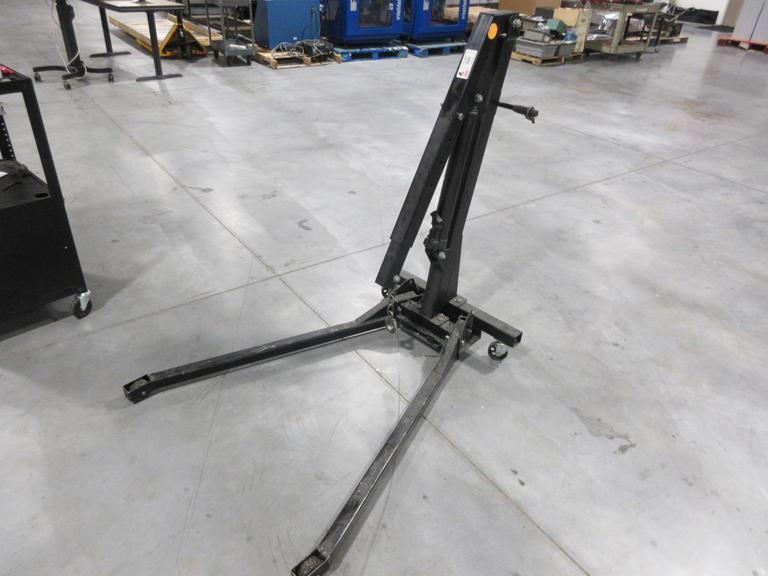 Ironton 1 Ton Engine Hoist With Folding Legs and Adjustable Boom Length