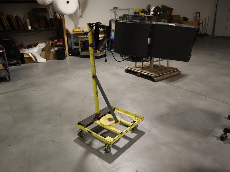 Dayton 3EA59 Direct-Drive Blower On Portable Stand