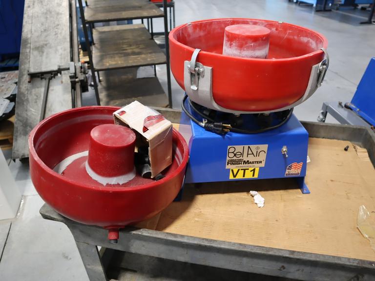 Bel-Air Finishing FM 2010 Vibratory Bowl with Flow Through
