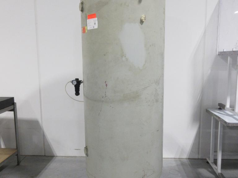Silvin Industries Air Tank; 240 Gal, 2004, 200 Max PSI, Regulator, Pressure Gauges,