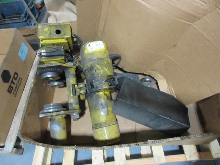 Yale Hoist Motor Driven Trolley, 1-Speed Powered, 3 ton Load, Fits Beam Flange Width: 4 to 6-1/4 in. Chain Catcher