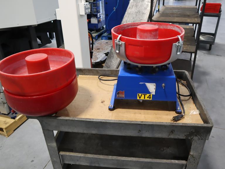 Bel-Air Finishing FM 2010 Vibratory Bowl with Flow Through