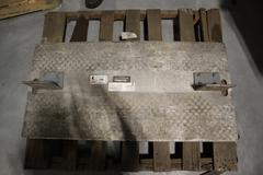 Global Industrial B4824 Aluminum Dock Transition Plate
