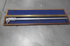 Brown & Sharpe 39" #570 Vernier Caliper In Case