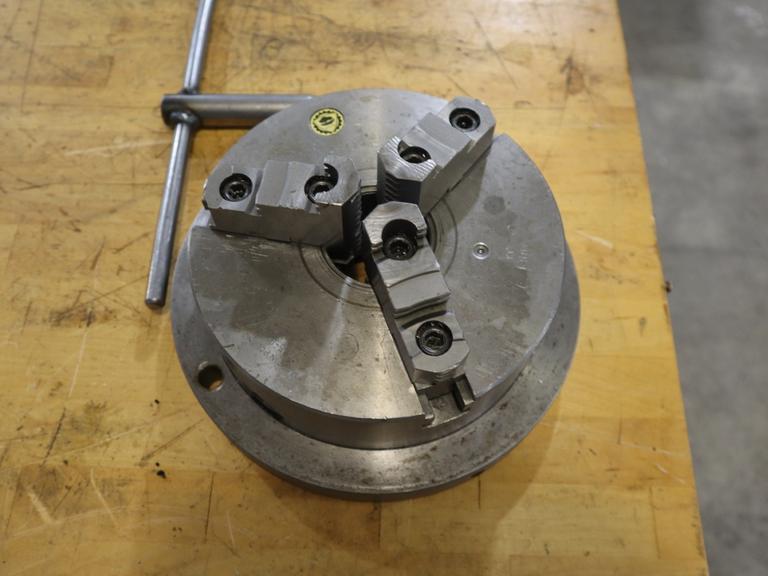 Bison 8" 3-Jaw Chuck with 2.125"  Hole Thru and Table Mount Adapter and Handle