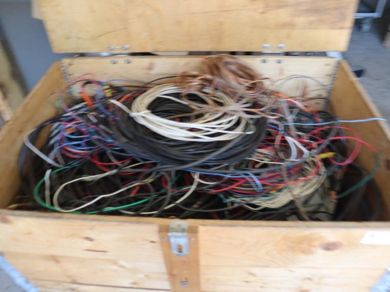 Crate O' Wire