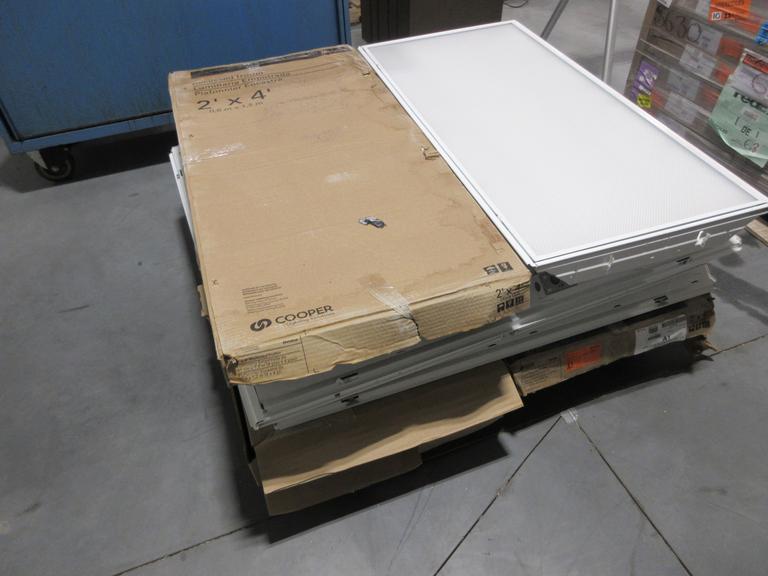 Cooper Recessed Lighting 2' x 4' LED Shop Lights (10)