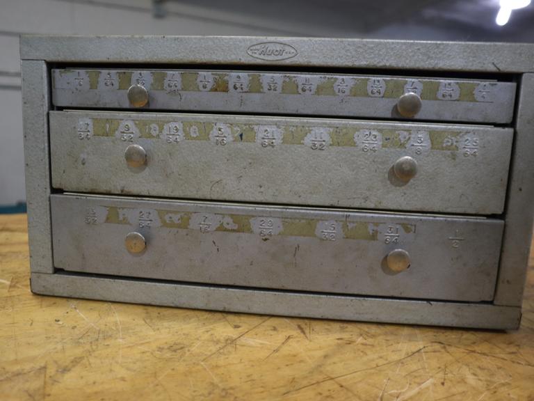 Huot Drill Index Fractional, with Contents of Reamers