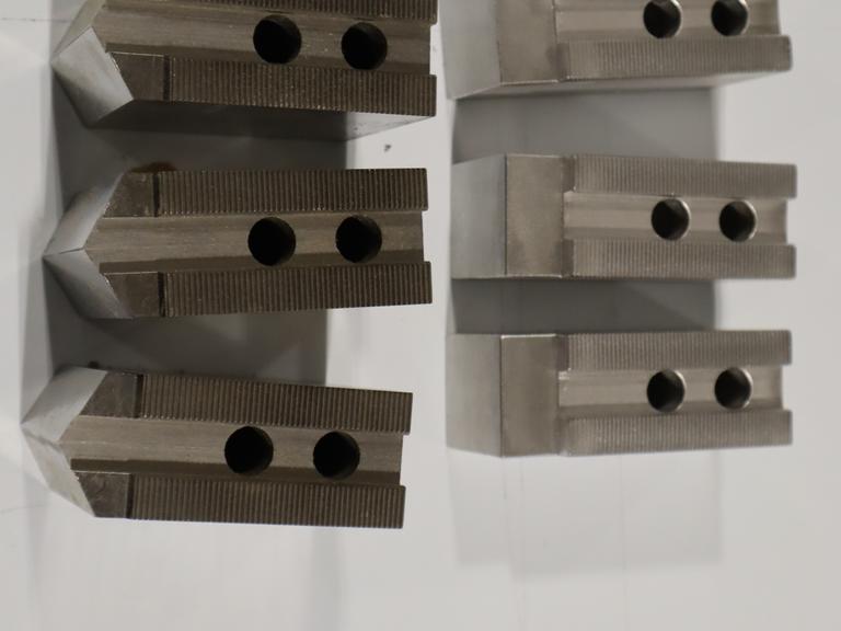 2" Aluminum & 3" Steel 3-Jaws for Kitagawa or Samchully Chucks P/n: KT-8300P, KT-8201AF - 1.5MM X 60 DEG Serrations