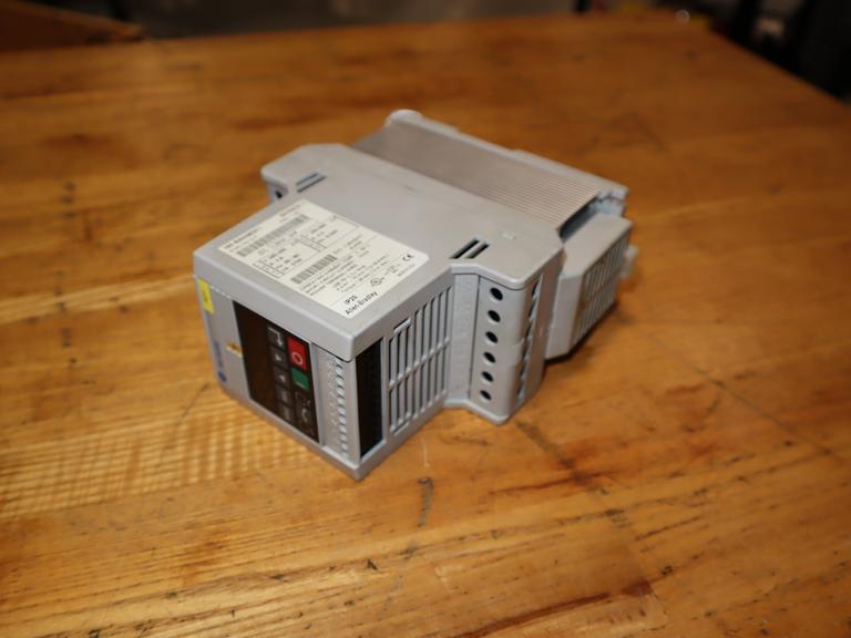 Allen Bradley 160-BA04NSF1 Speed Controller Series C Analog S.F.