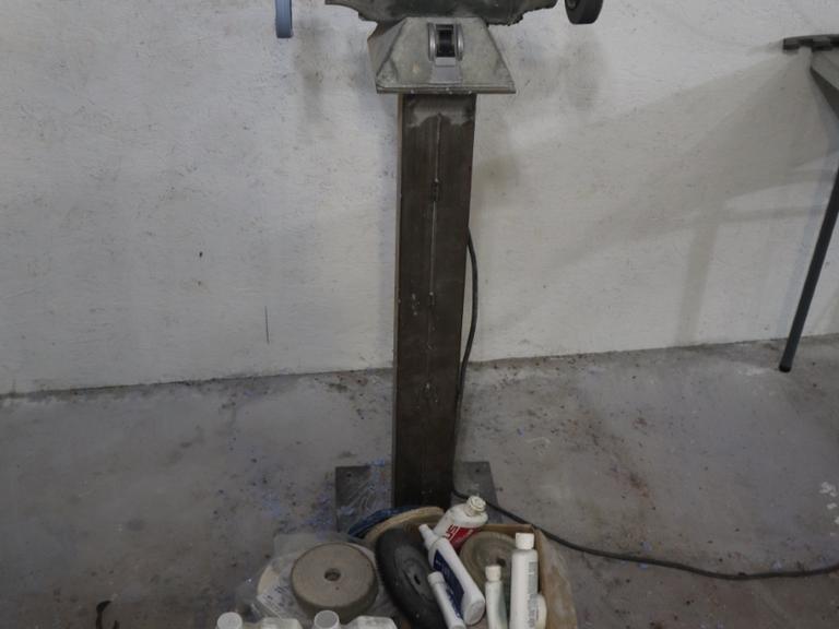 Double End Pedestal Buffer / Grinder with Buffing Supplies, Wheels, Wire Wheel