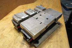 Chick Qwik-Lok Vises MBAS1040 (2) 2-Set Soft Jaws W/ Jergens Ball Lock Fixture Plate