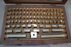 Links | Harbin Gage Blocks w Divider Case - Incomplete