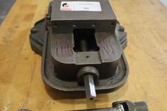 Muggli Mfg 6" Machine Vise with Hard Jaws, Swivel Base and Handle