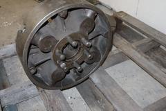 16" 4-Jaw Chuck with 3" Hole and D1-6 Camlock Back
