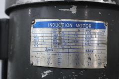 Kent 3VK Vertical Mill, Variable Speed, 10" x 50" Table, Servo Power Table Feed, 2 Axis DRO