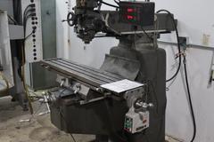 Kent 3VK Vertical Mill, Variable Speed, 10" x 50" Table, Servo Power Table Feed, 2 Axis DRO