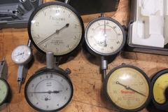 Mitutoyo, Federal, Mahr, SPI, Assorted Dial & Comparator Indicators w/ Starrett Gage Stand
