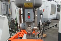 Walker Turner Drill Press, 15.5" x 18" Table, 70-400 RPM 