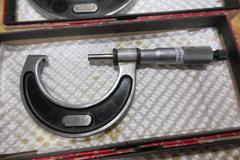 Starrett & Fowler 0"-1", 1"-2", 2"-3", 4"-5" Micrometers 